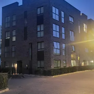 Kayz Lodge- Luxury Ensuite-private & Shared In A New House At The Olympic Village Overlooking Stratford Westfield And Tube Station Londra